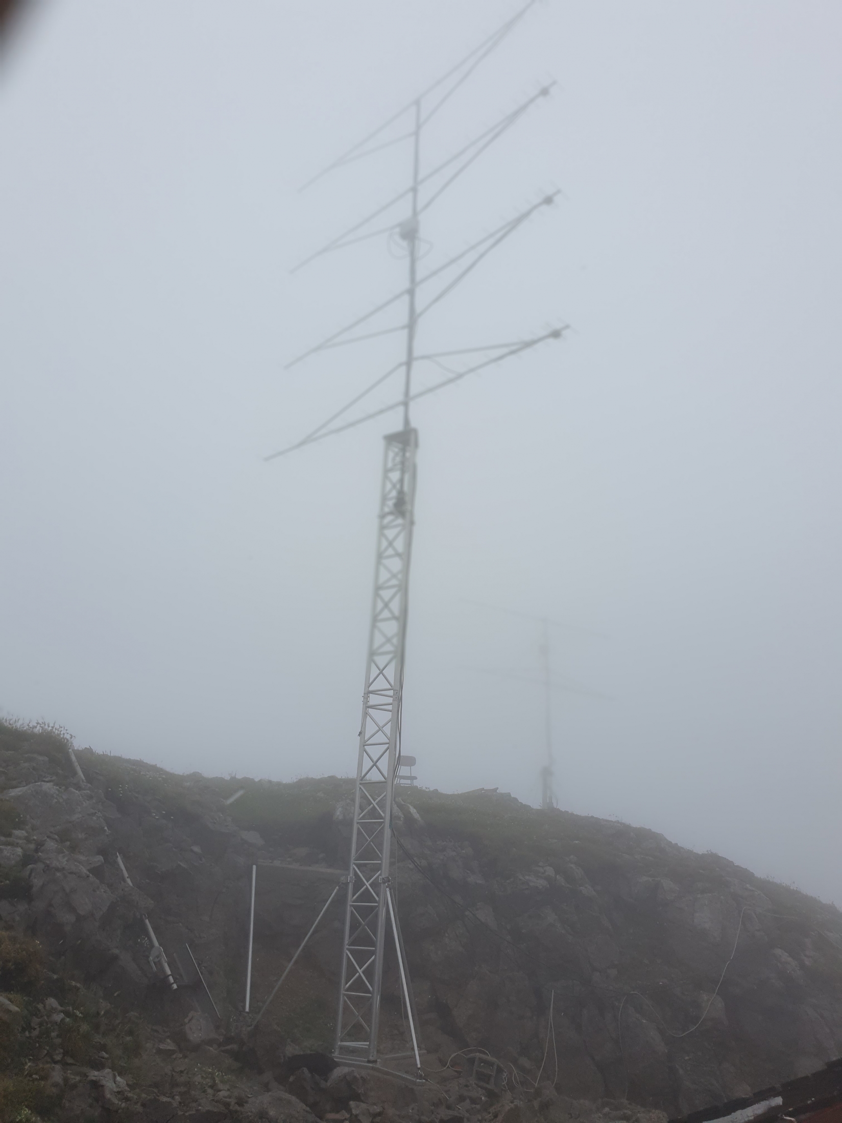 julij-19-70cm-antene.jpg